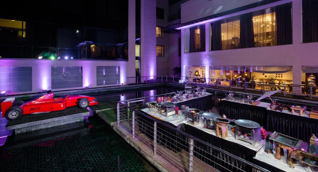 Orana Hotels & Resorts New Delhi Extérieur photo